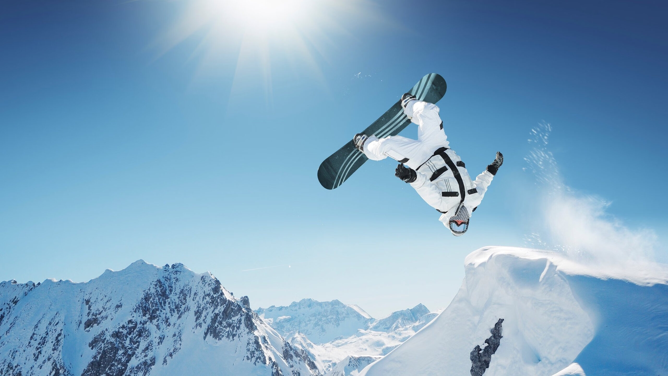 F1圣保罗大奖赛火热开启，维斯塔潘卫冕冲击，勒克莱尔双喜临门迎冠战